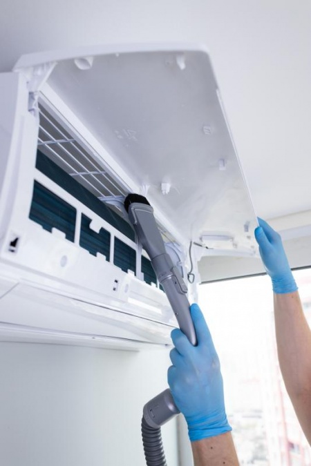 Maintenance pr&eacute;ventive de climatisation, les gestes qui prolongent sa dur&eacute;e de vie